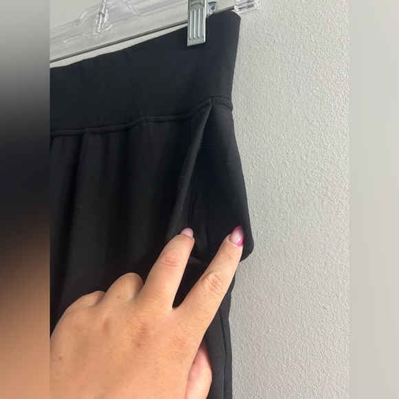 Lululemon black tie joggers black 23” - Picture 5 of 7